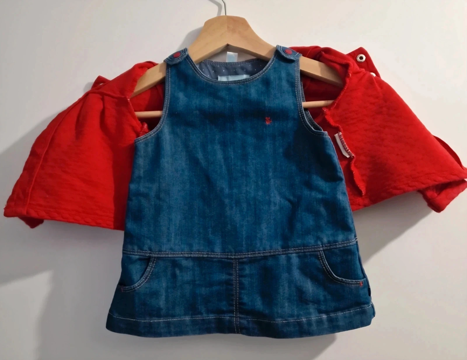 OBAÏBI spijkerrok + bijpassend rood vest – 12 maanden / 74 cm – photo 5